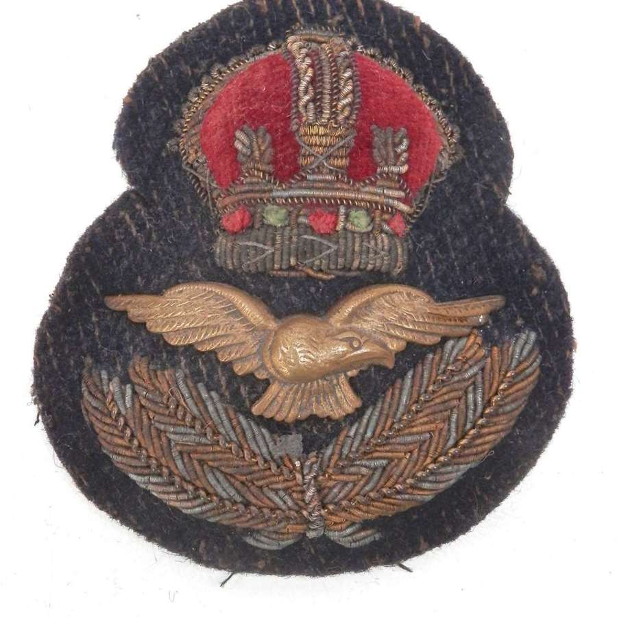 RAF officer peak cap badge