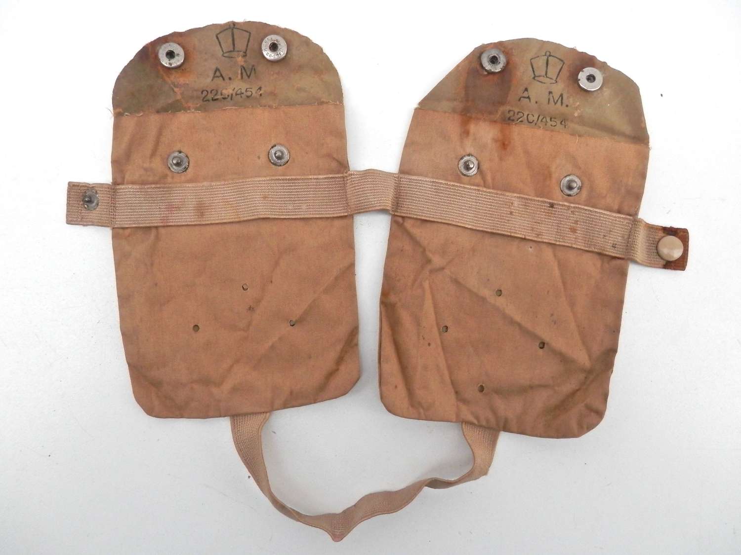 RAF aircrew chemically heated pouches