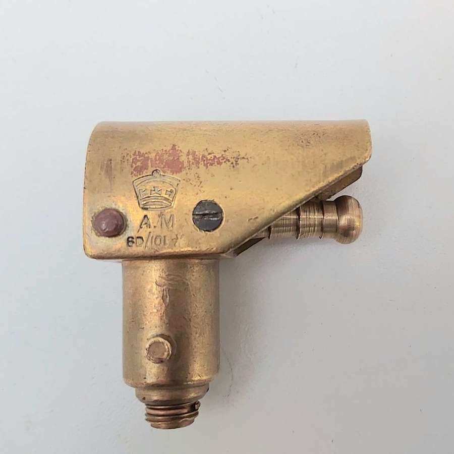 RAF D-type oxygen hose connector