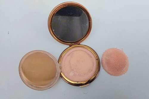 Fleet Air Arm sweetheart powder compact