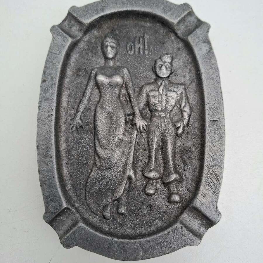 WW2 soldier novelty ashtray