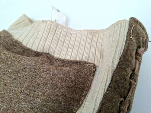 SOE parachutist knee pads