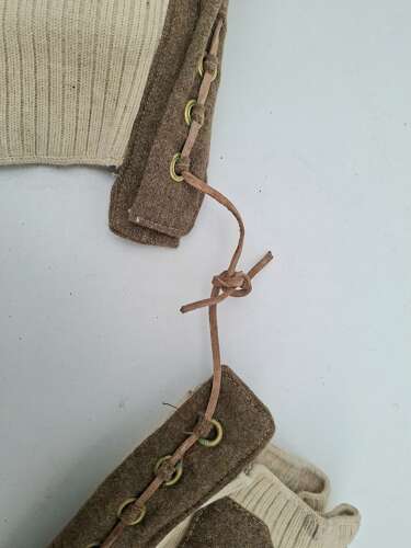 SOE parachutist knee pads