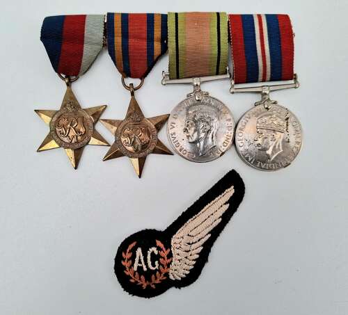 RAF rare WW2 air gunner & pilot log books medal grouping