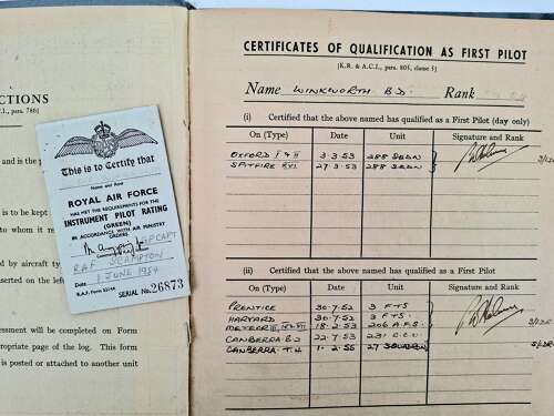 RAF rare WW2 air gunner & pilot log books medal grouping