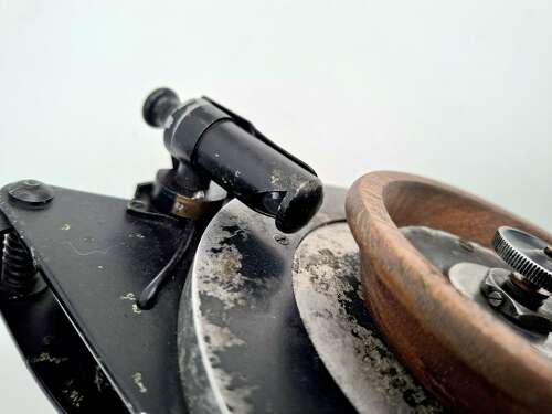 RAF MkVIII bubble sextant in wooden case